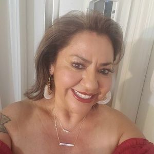 Meet your Posher, Carmen